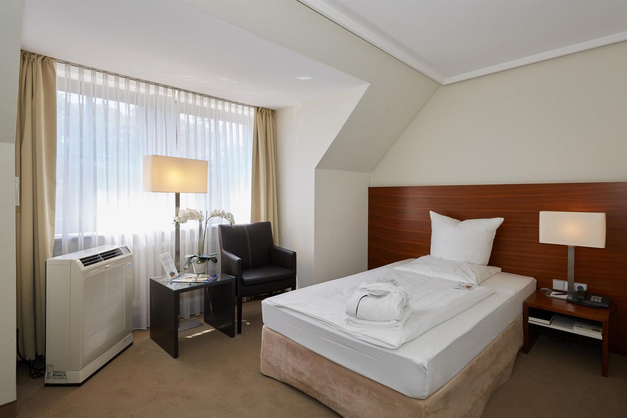 Privathotel Alte Muehle Wolfsburg-Weyhausen Exterior photo